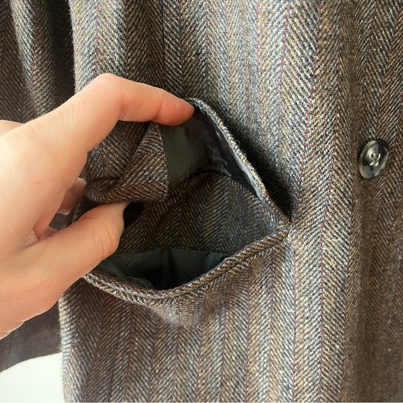 Vintage Dark Academia Herringbone Wool Blazer Skirt Suit Set 7/8 Made in Romania - Picture 3 of 16